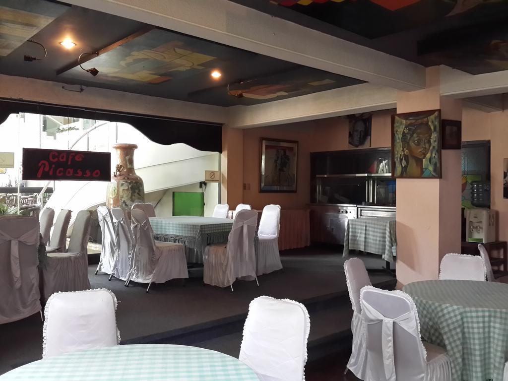 Reddoorz Plus Near Kebayoran Baru Blok S Jacarta Exterior foto